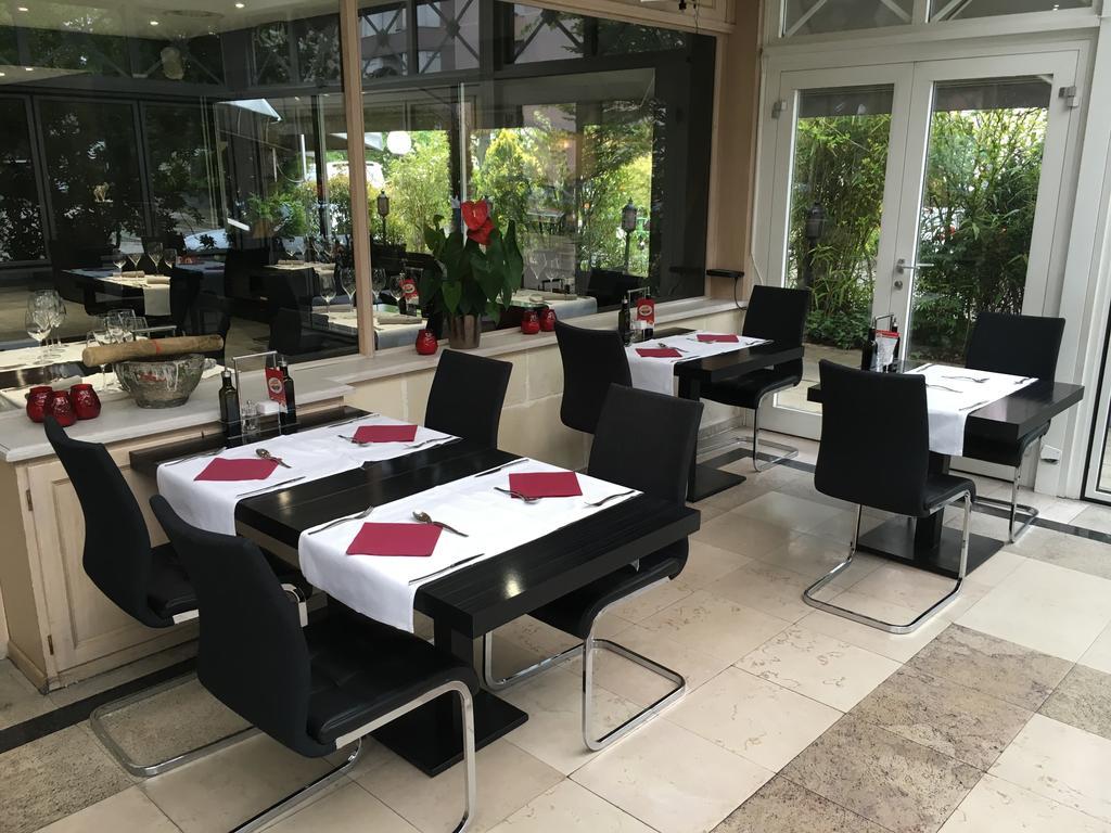 Lancy Hostellerie De La Vendee מראה חיצוני תמונה